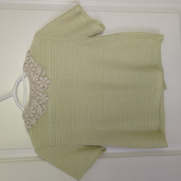 Vintage Victorian style blouse in lime green XS - Picture 5 of 5
